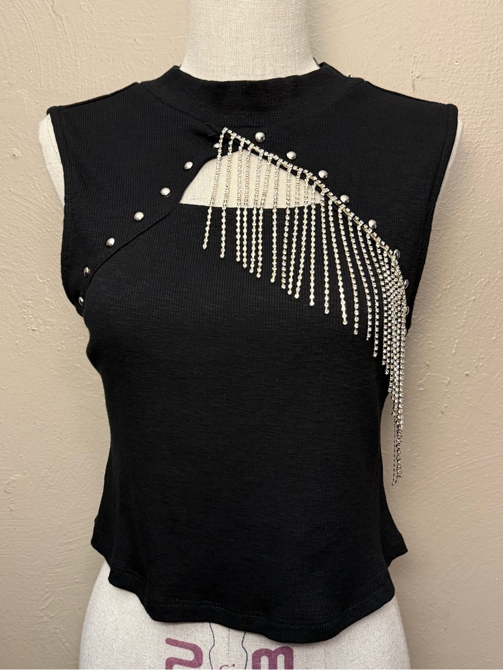 BlueB. Collection Black High Neck Cutout rhinestone fringe Ribbed Top size Med